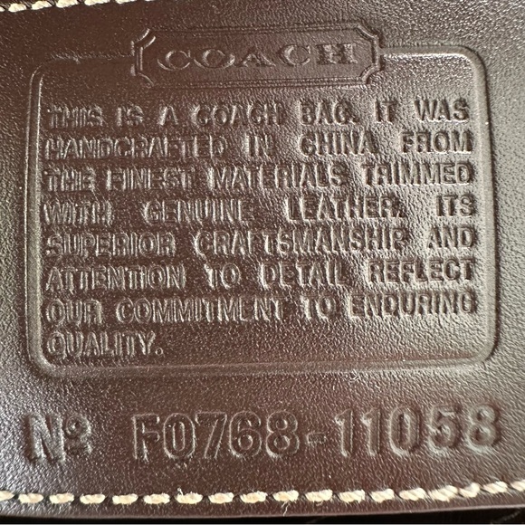 Coach Hamptons Vintage Signature Jacquard Hobo Bag - Picture 13 of 13